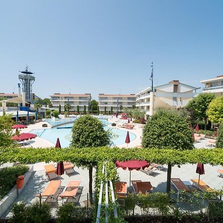 Villaggio Planetarium Resort Bibione Extérieur photo