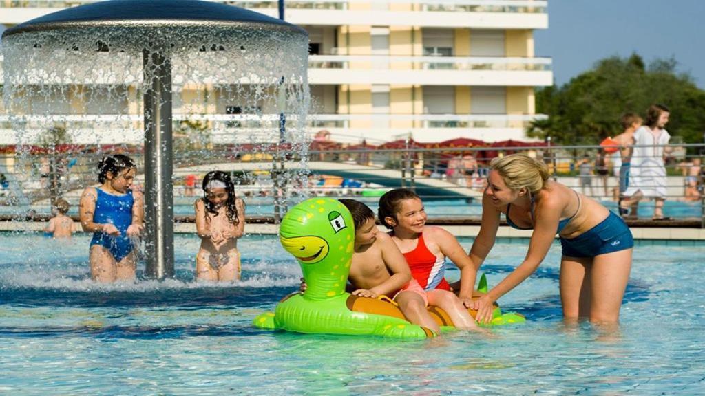 Villaggio Planetarium Resort Bibione Extérieur photo