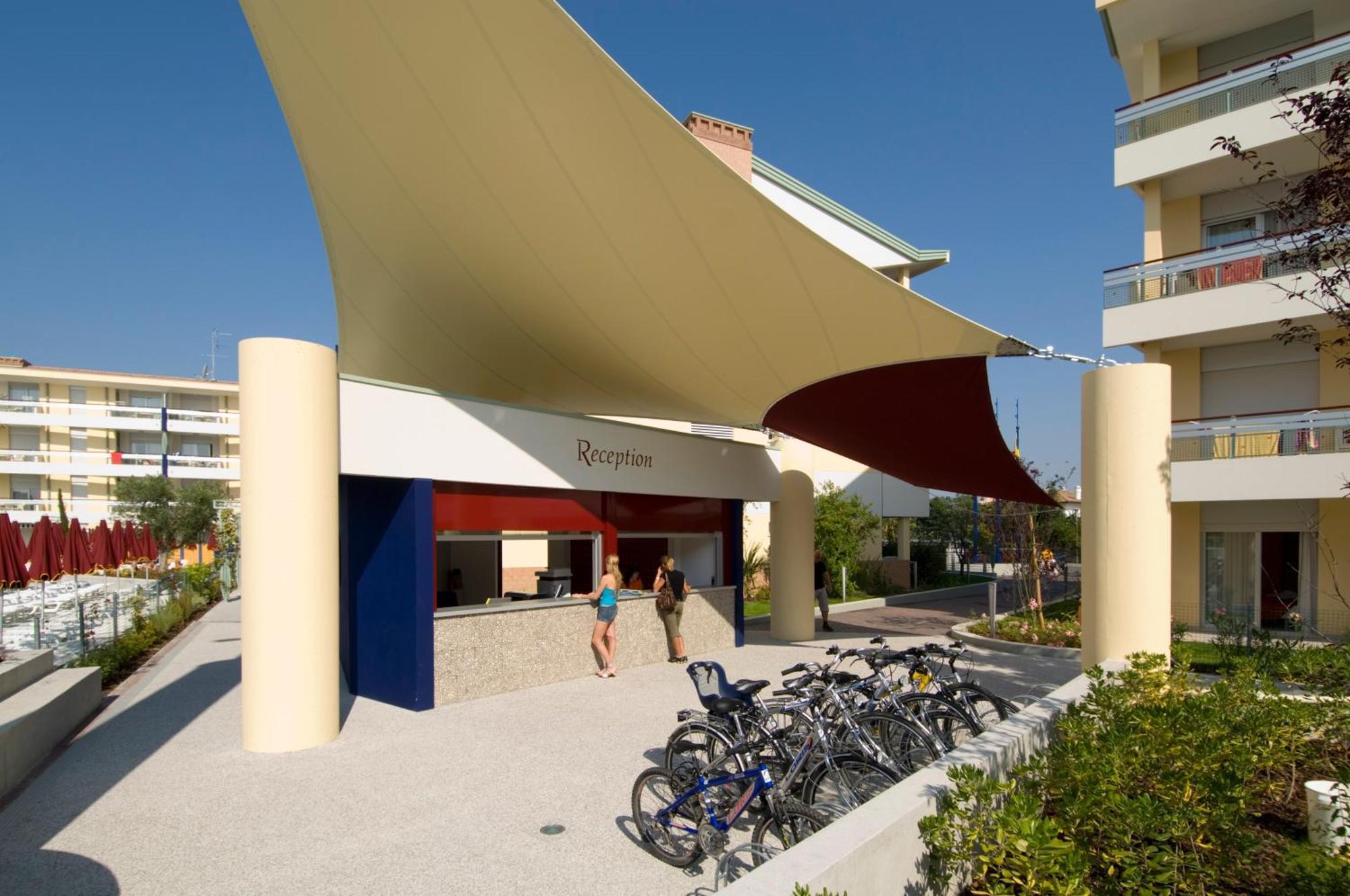 Villaggio Planetarium Resort Bibione Extérieur photo