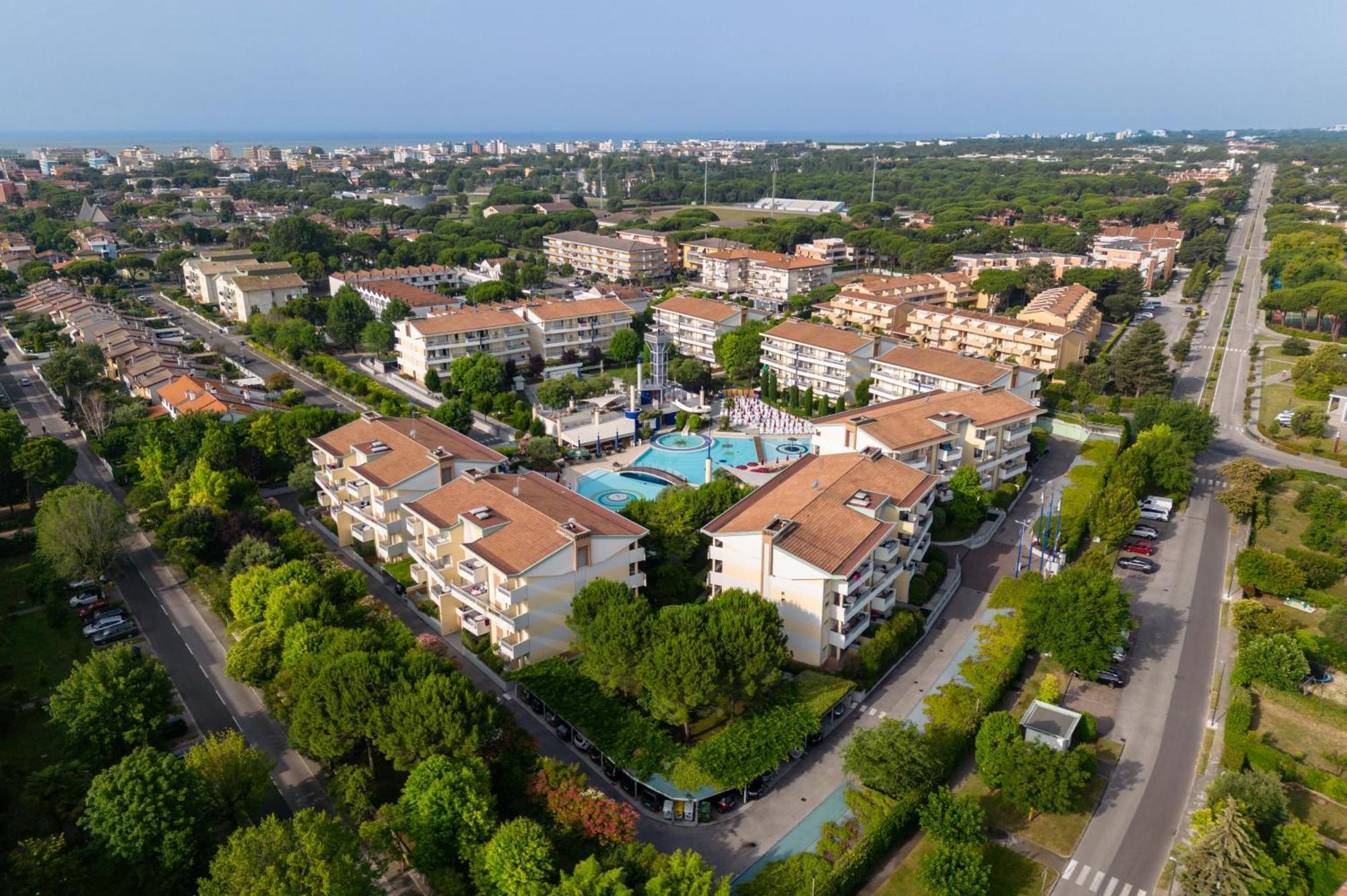 Villaggio Planetarium Resort Bibione Extérieur photo